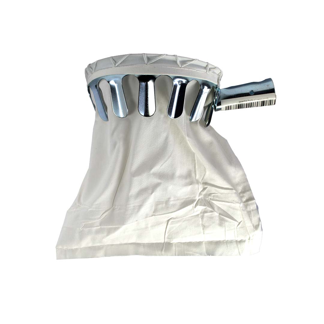 Apanha fruta com saco de pano