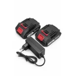 A mini motosserra a bateria Bricoferr de 600w traz duas baterias e um carregador incluído